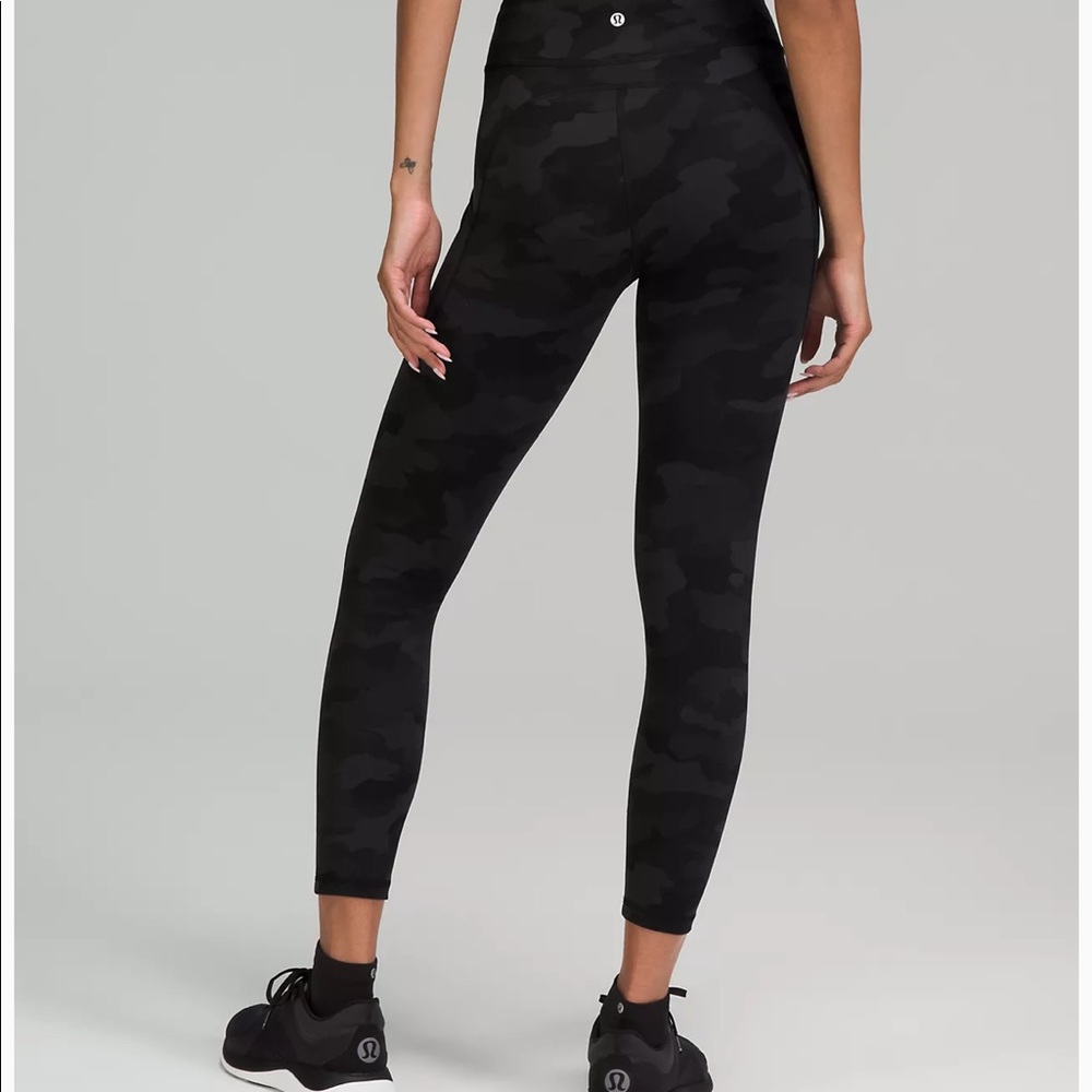 🚫SOLD🚫🍋 Lululemon Invigorate High-Rise Tight 25” 🍋